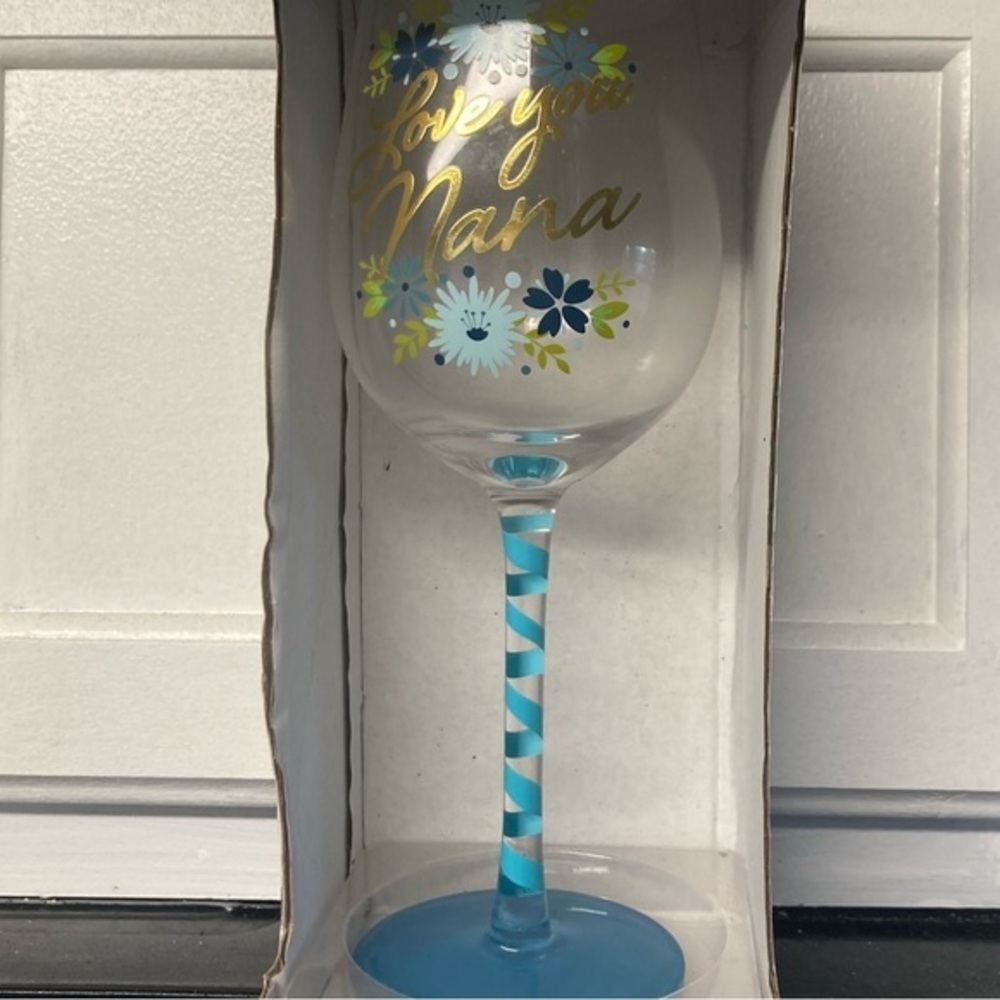 🌸 (2/$20) Wine Glass for Nana